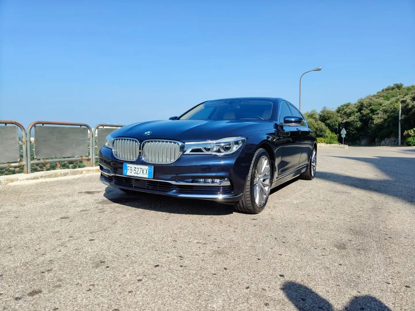 BMW 730 Serie 7 G/11-12 2015 730d xdrive Luxury auto Azul - 1