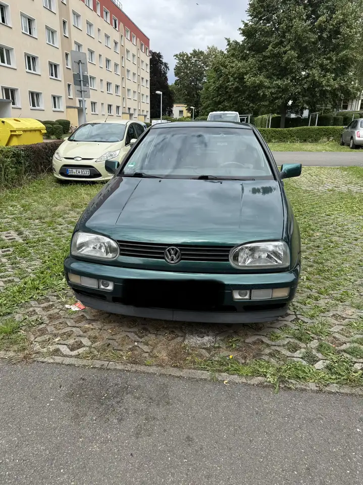 Volkswagen Golf 1.6 Family, foto 1
