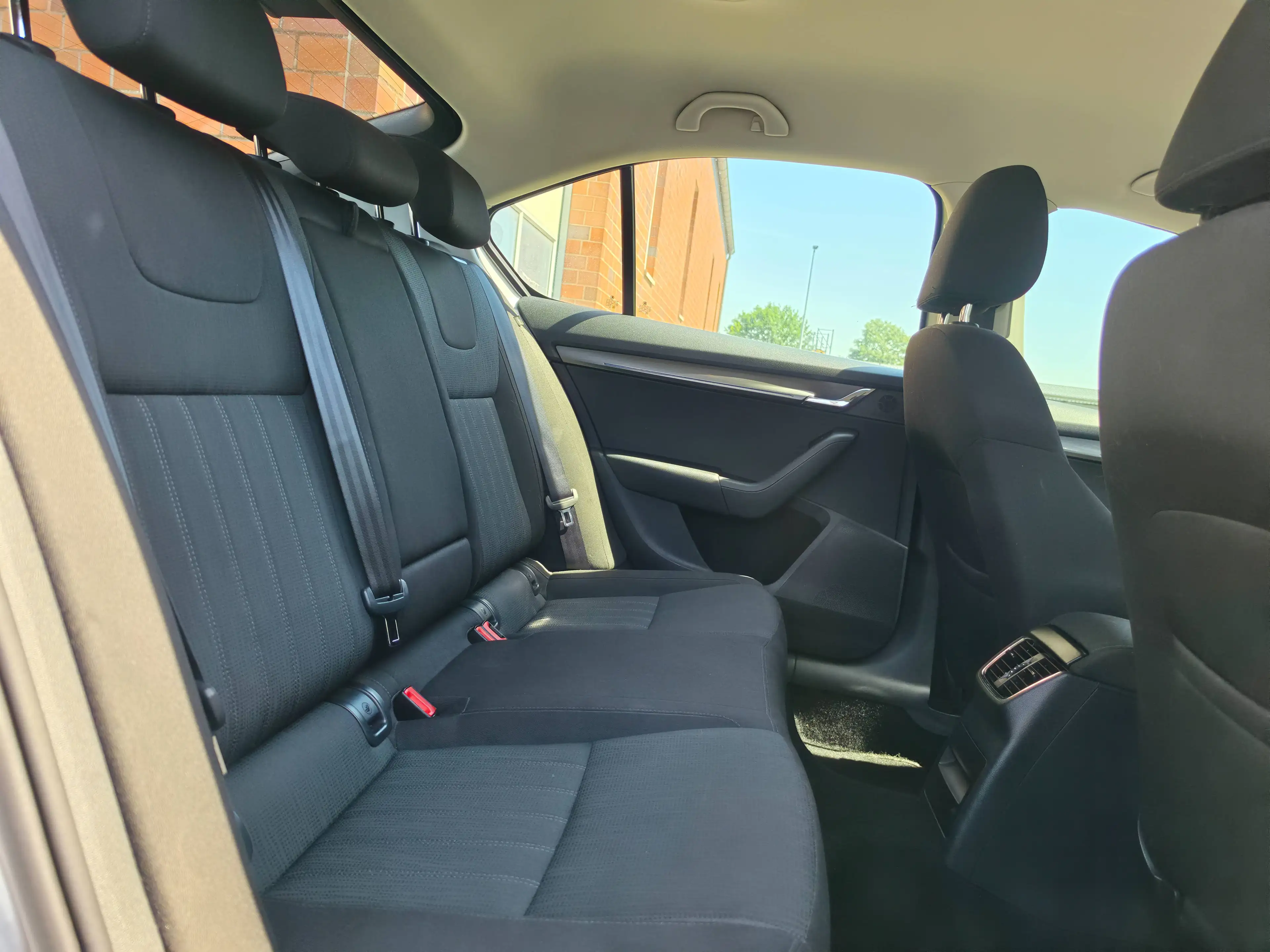 Skoda Octavia Style 2.0 TSI DSG, Limousine, ACC, Carplay.. — photo 7