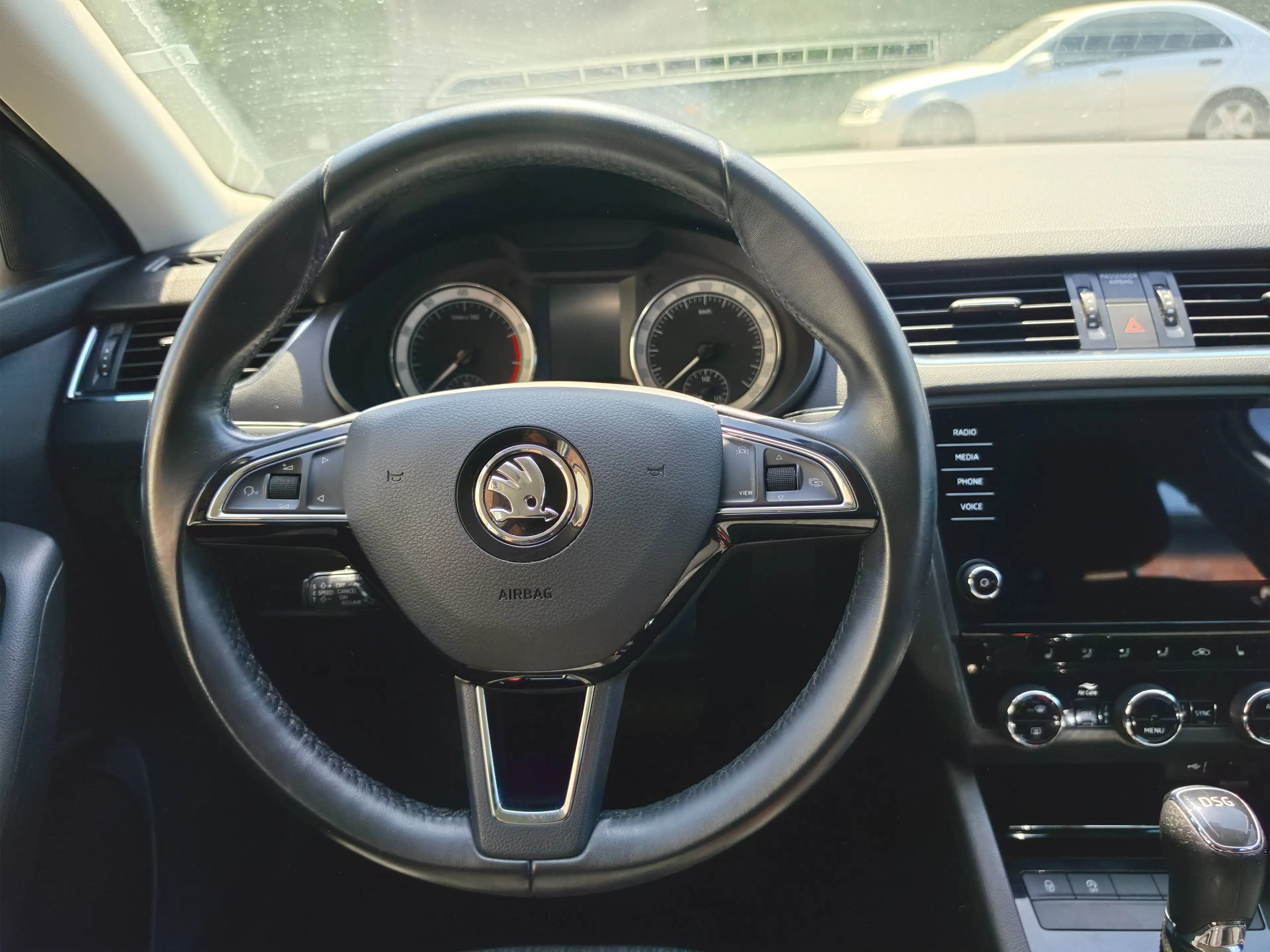 Skoda Octavia Style 2.0 TSI DSG, Limousine, ACC, Carplay.. — photo 12