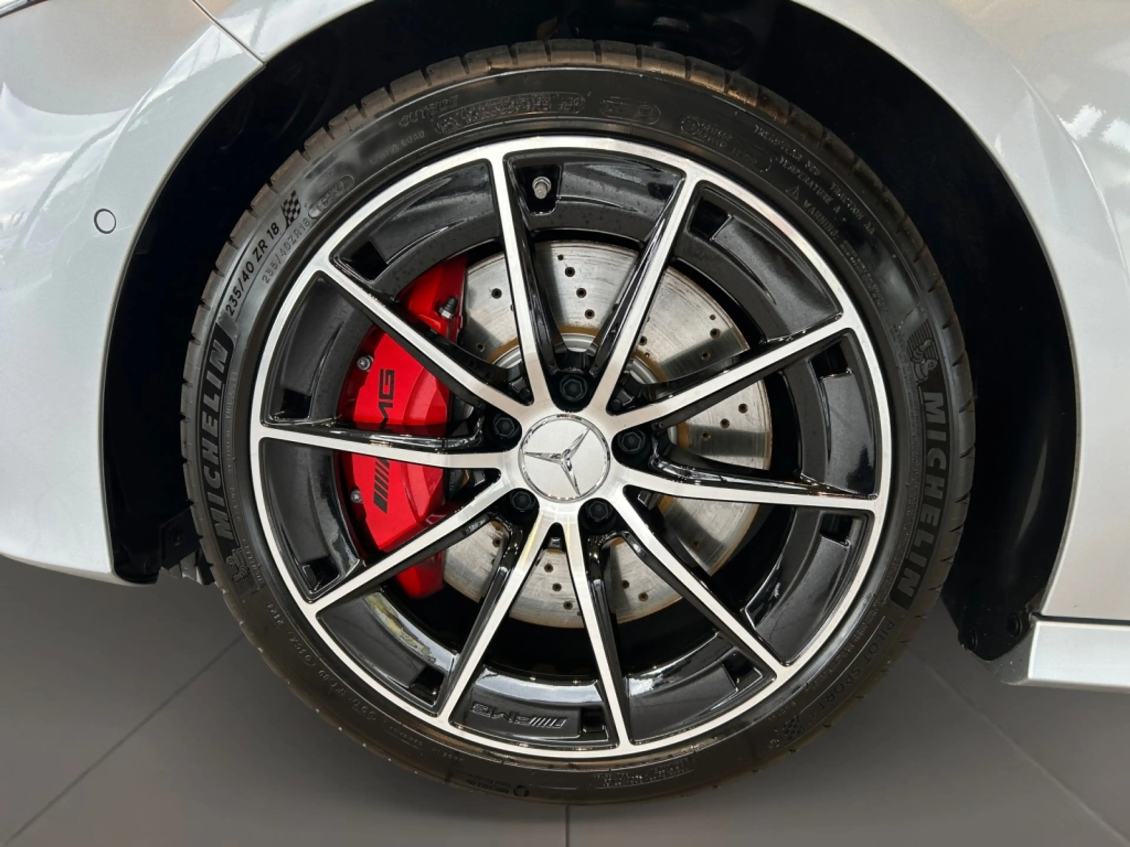 Mercedes-Benz A 35 AMG AMG A 35 4matic Limousine AMG+MBUX+Burm+MBeam — photo 9