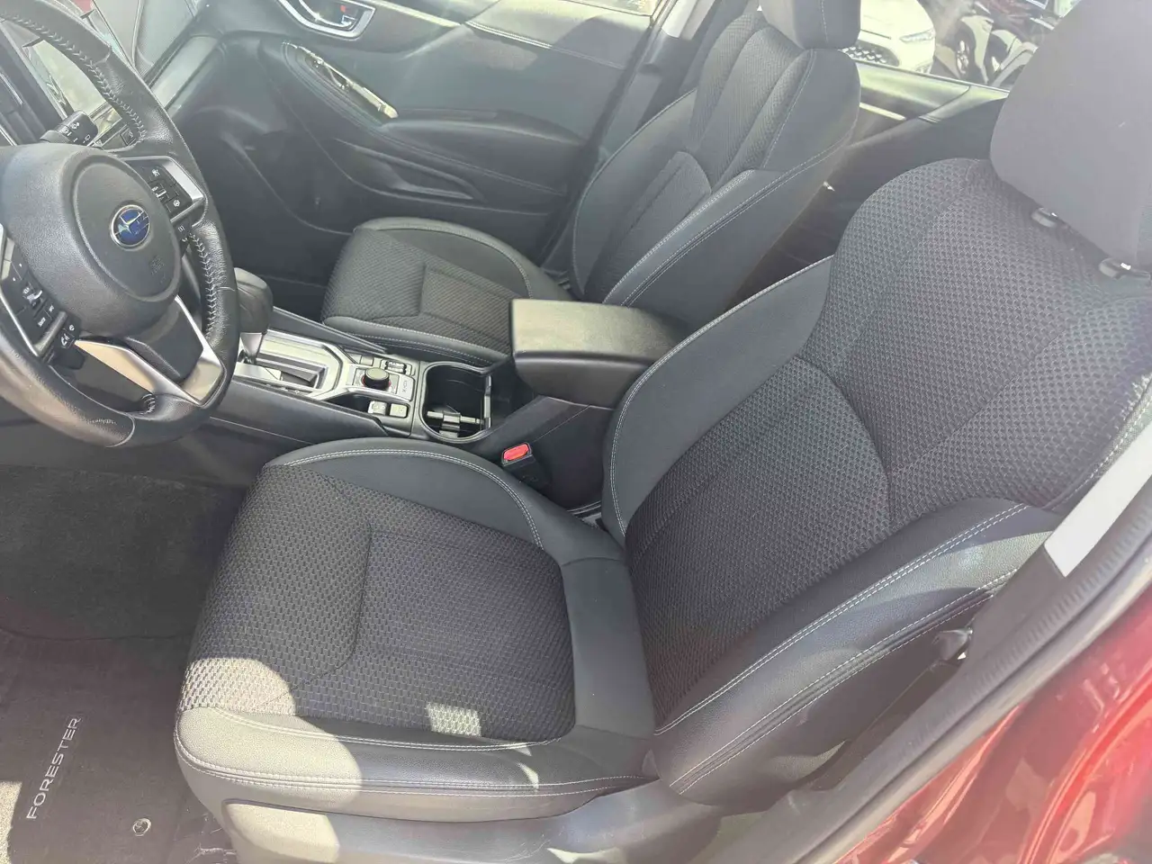Subaru Forester снимка Subaru Forester