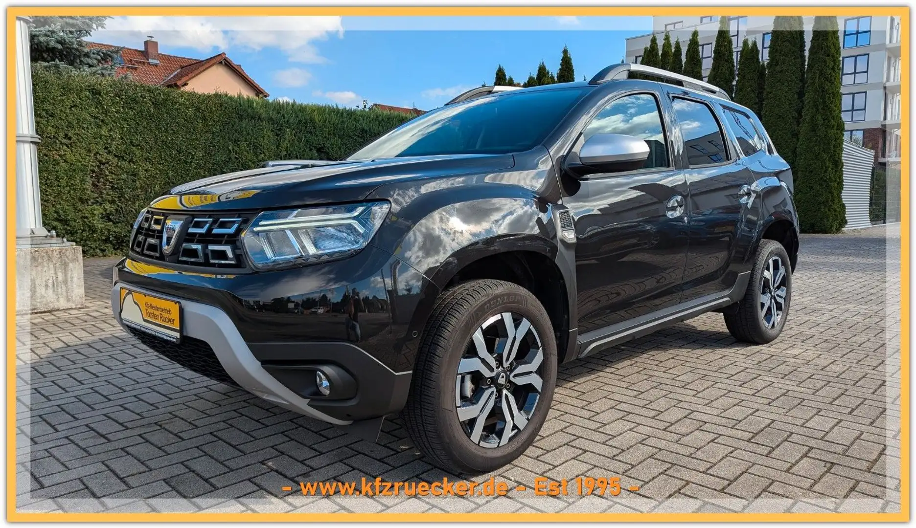 Dacia Duster TCe 130 2WD Prestige+ 1.HA LED 4xCAM NAVI Schwarz - 2