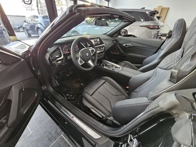 BMW Z4 view 9