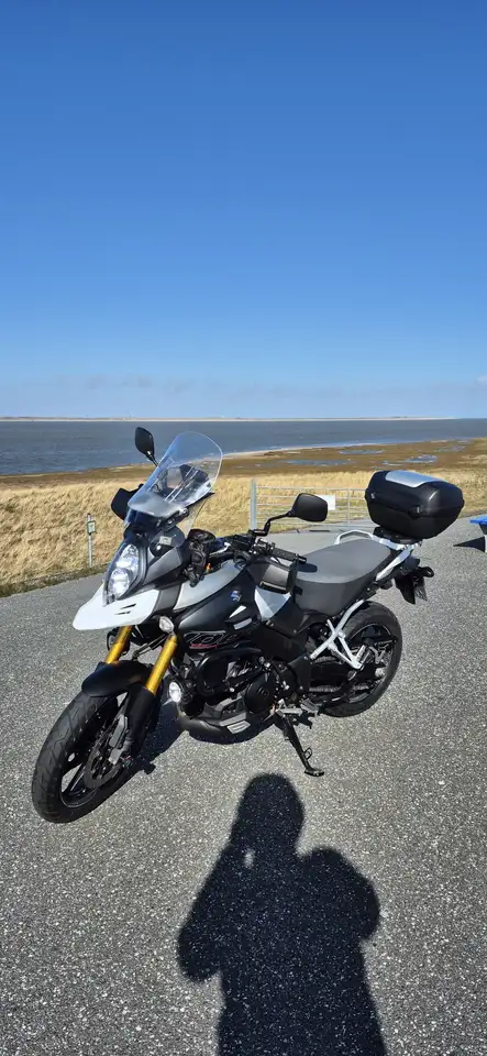Suzuki V-Strom 1000