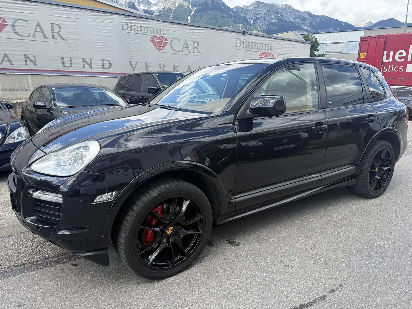 Porsche Cayenne Cayenne GTS Aut. GTS Schwarz - 1