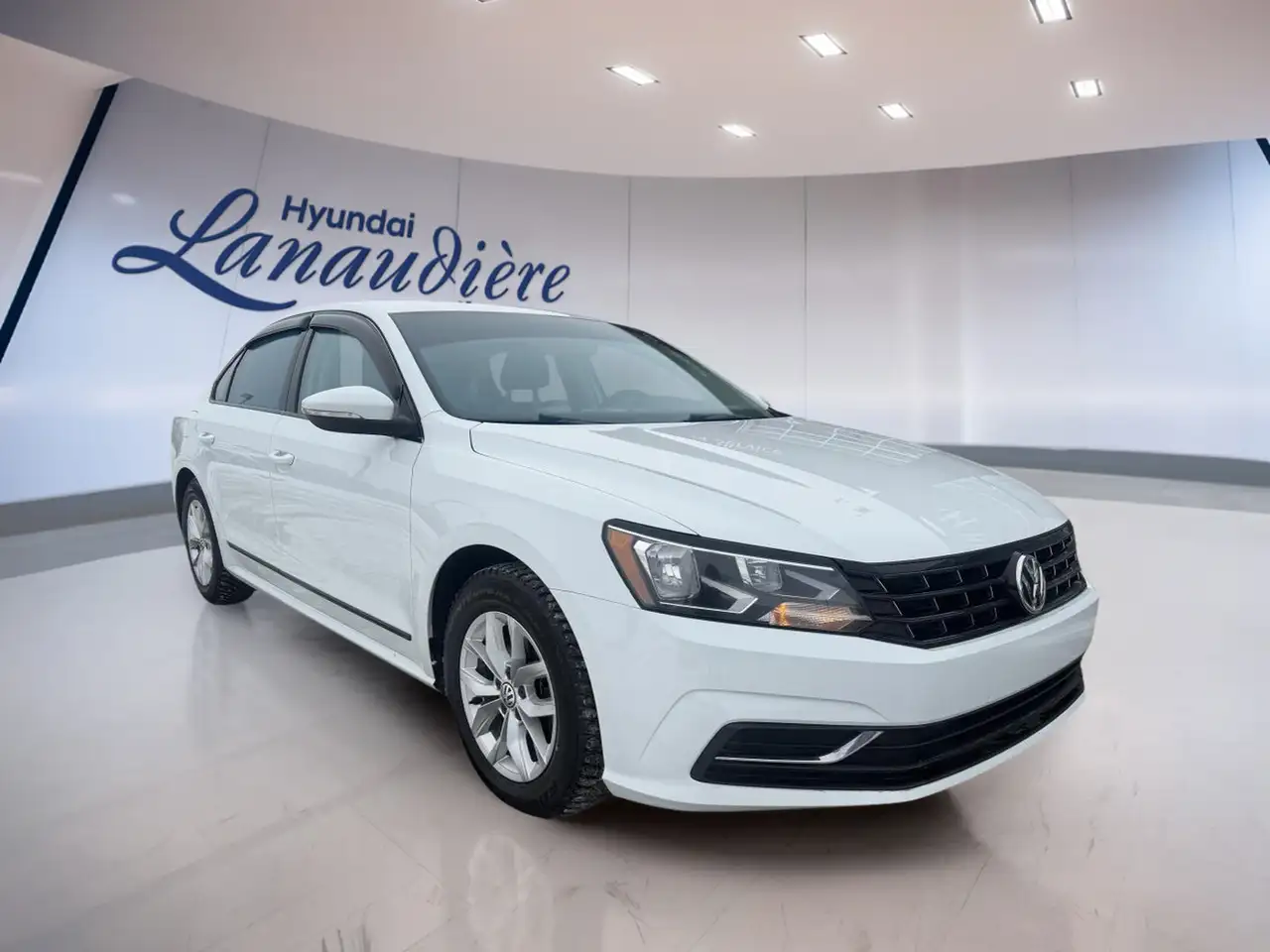 Volkswagen Passat снимка Volkswagen Passat