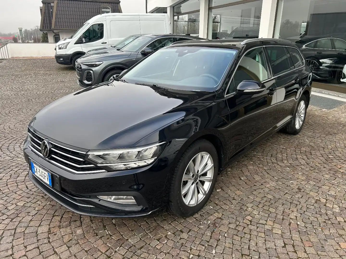 Volkswagen Passat Variant 2.0 TDI SCR EVO DSG Business Nero - 2