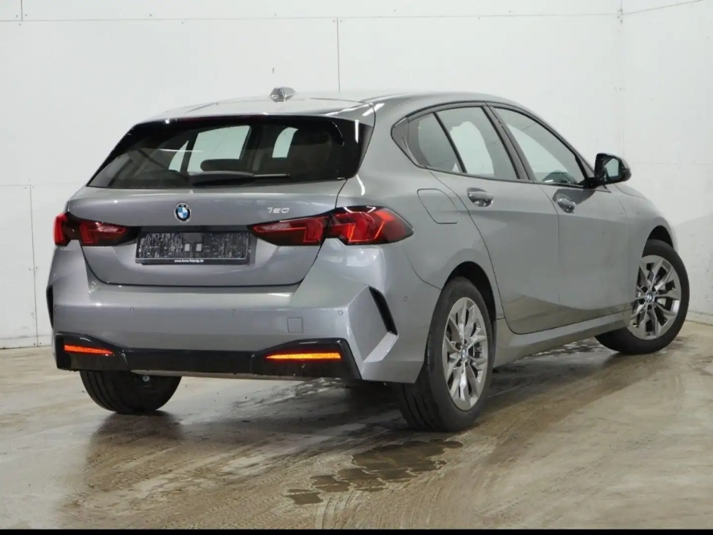 BMW 120 1 LIMOUSINE NAVI+LED+KAMERA+GARANTIE+KLIMA Grau - 2