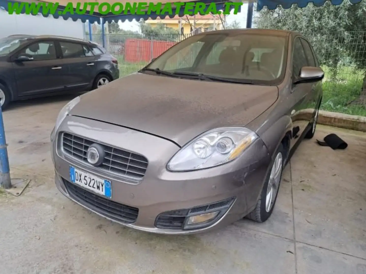 Fiat Croma Croma 1.9 mjt Emotion con GANCIO TRAINO Beige - 2
