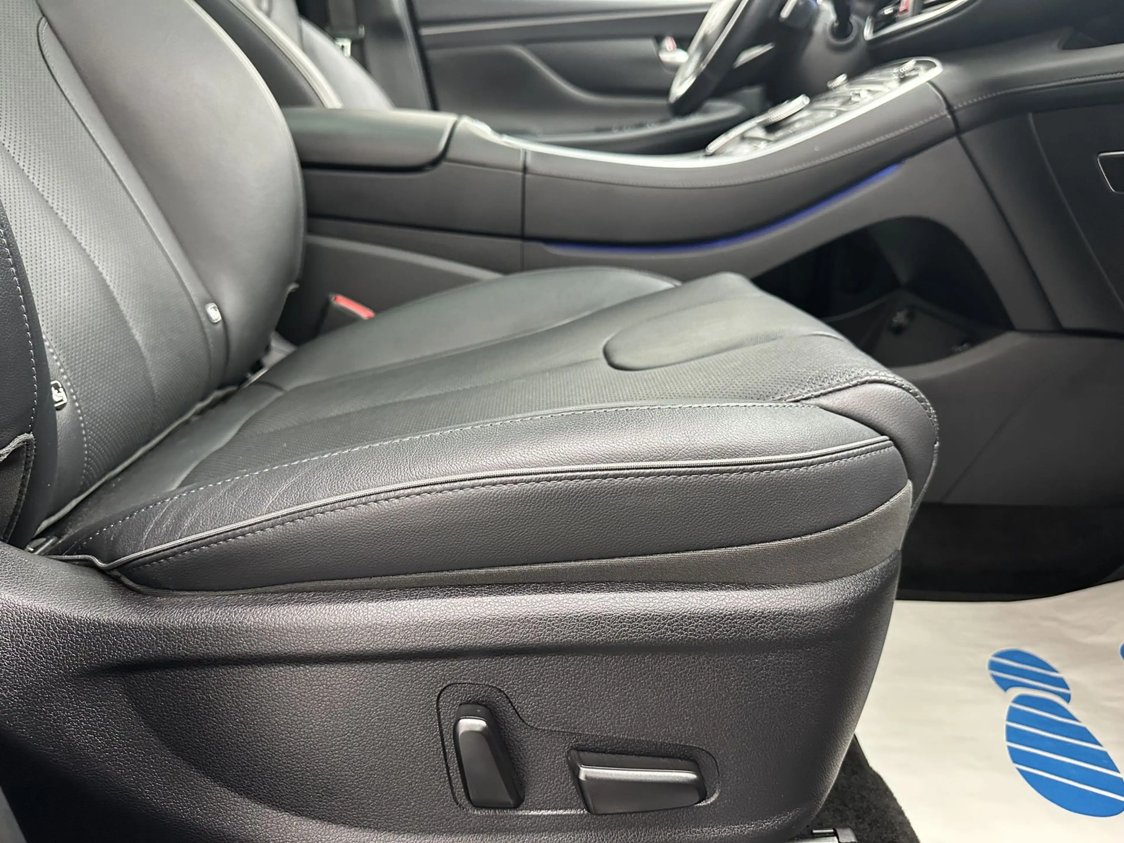 Hyundai SANTA FE Prime 4WD "LEDER-PANO-NAVI-CAM-HEADUP" — photo 10