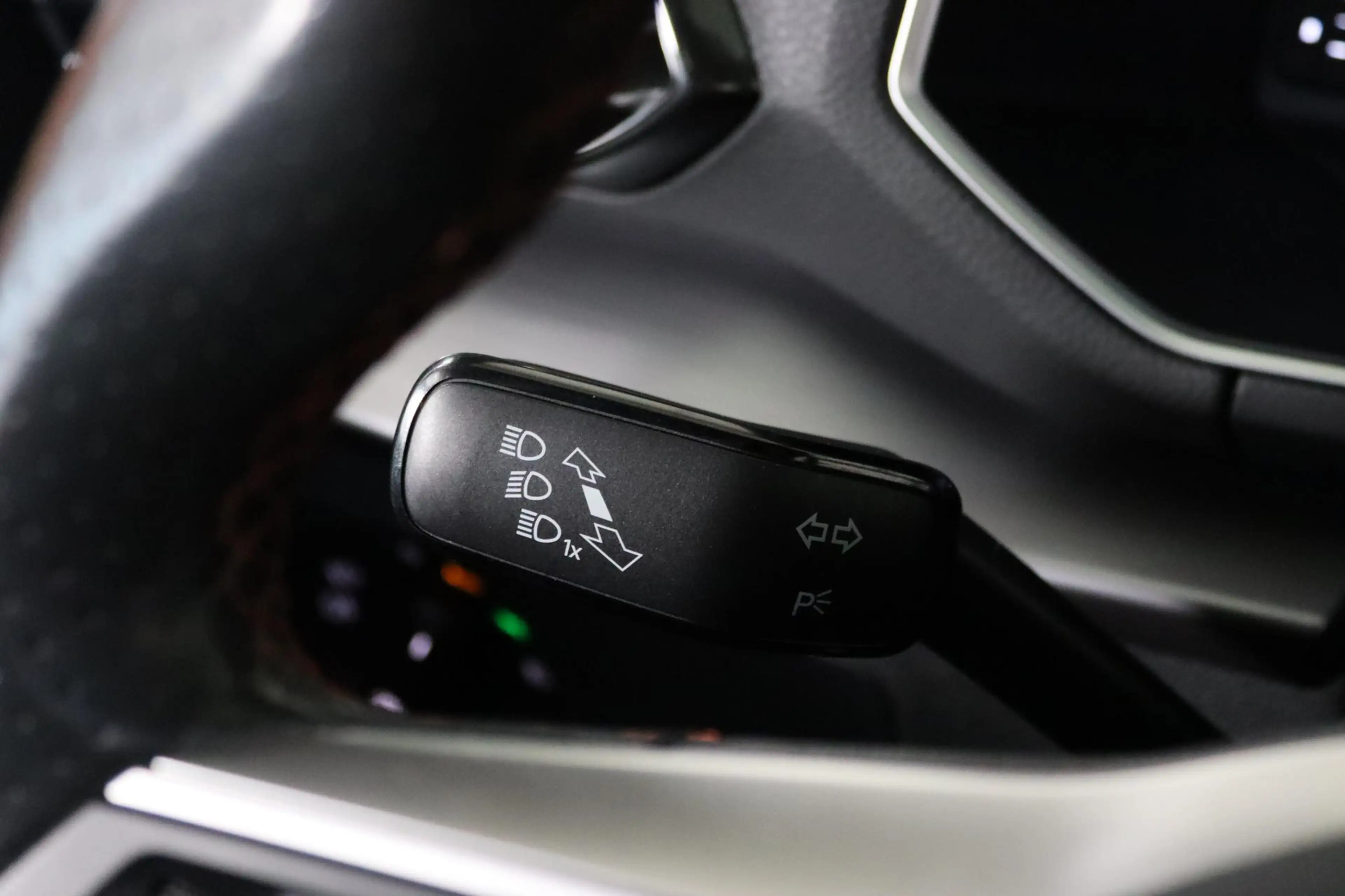 SEAT Tarraco 1.5 TSI FR-line Business Intense 7-Persoons Panora — photo 13