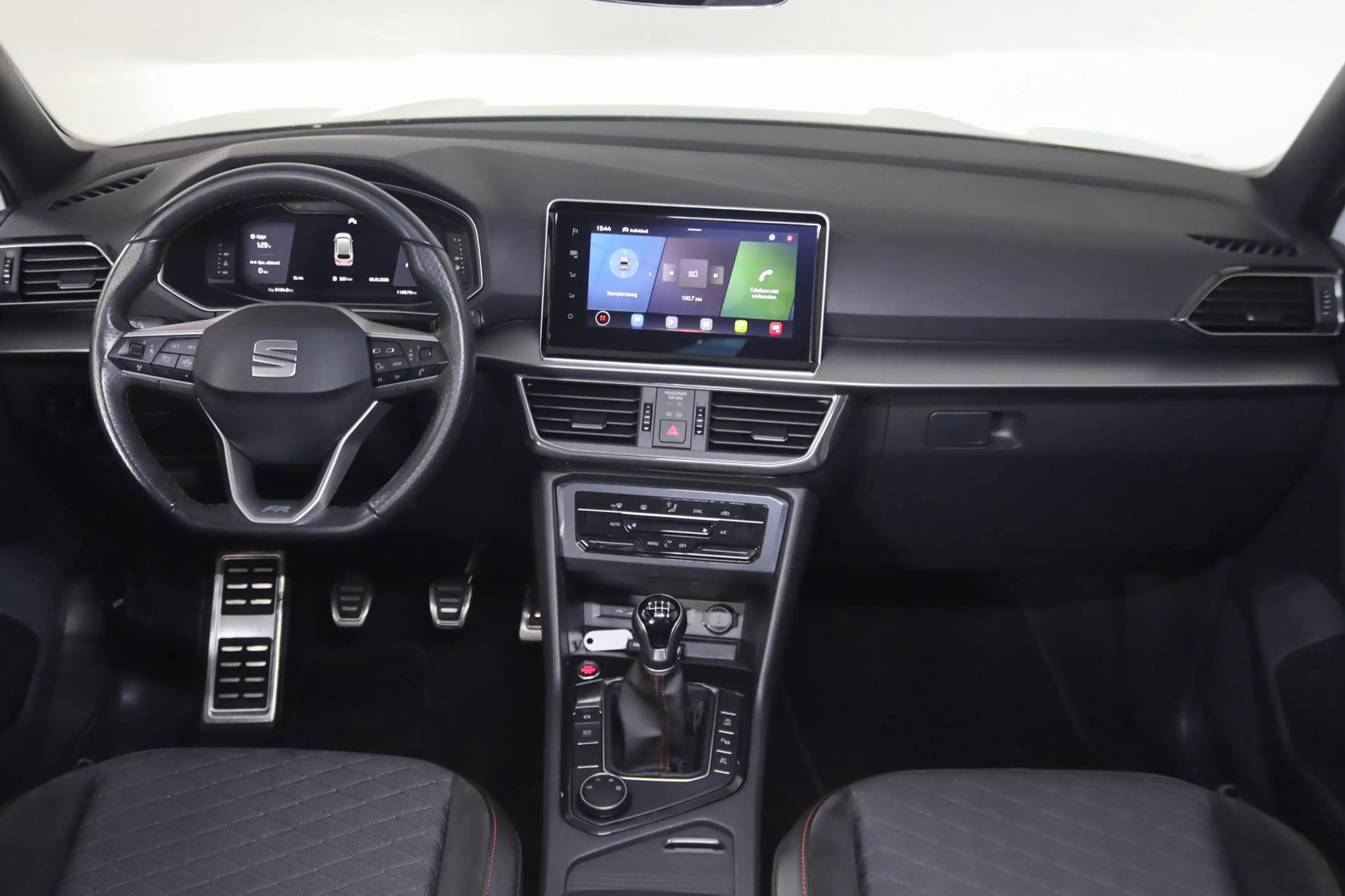 SEAT Tarraco 1.5 TSI FR-line Business Intense 7-Persoons Panora — photo 3