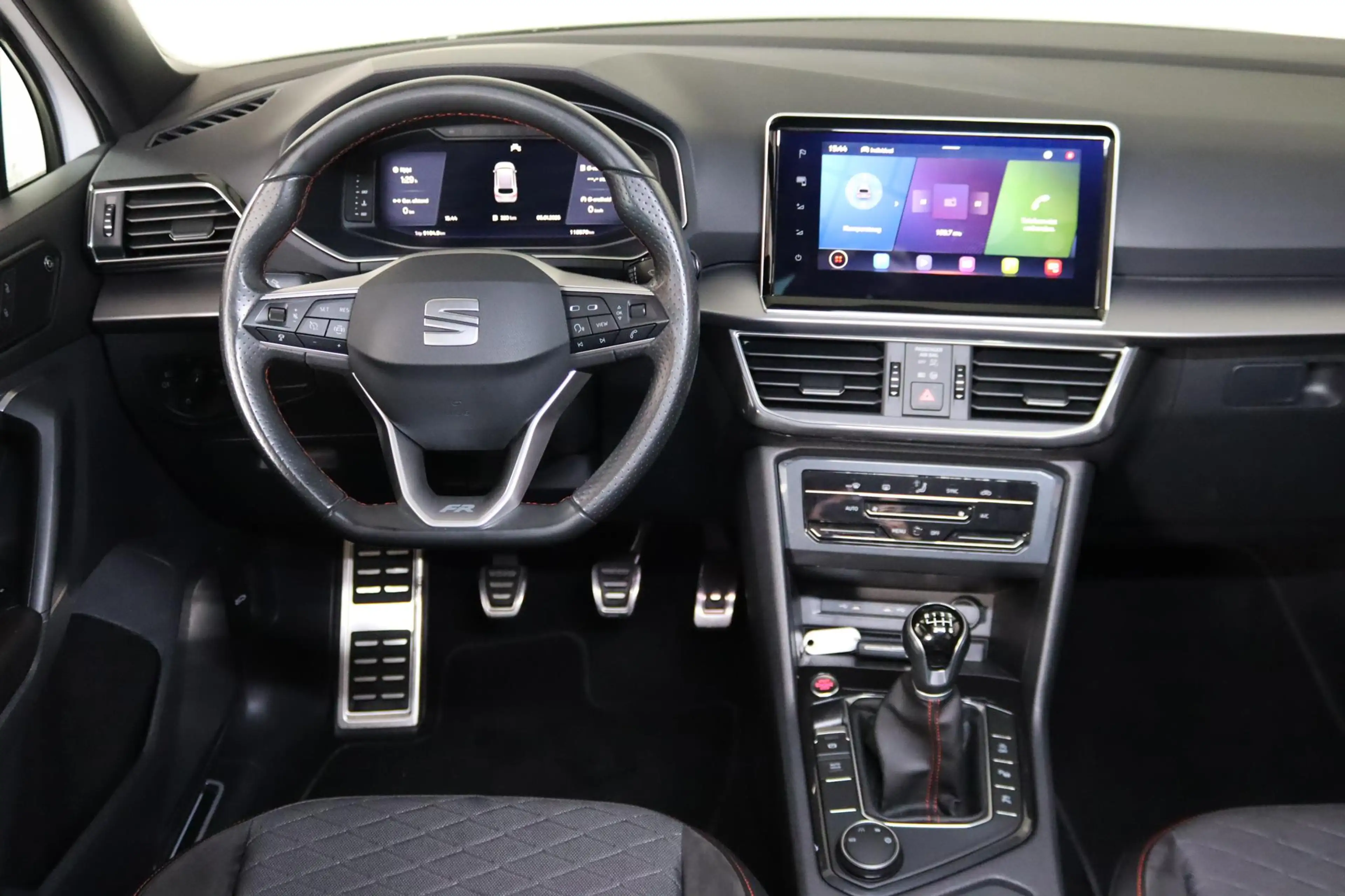 SEAT Tarraco 1.5 TSI FR-line Business Intense 7-Persoons Panora — photo 8