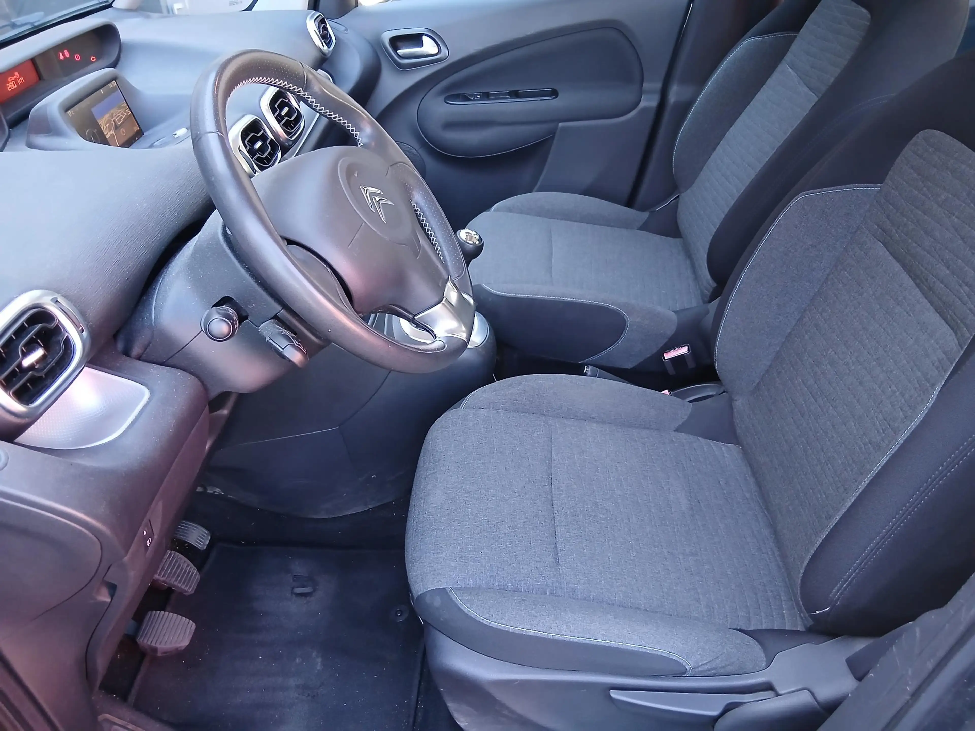Citroen C3 Picasso 1.2 PureTech Collection — photo 12