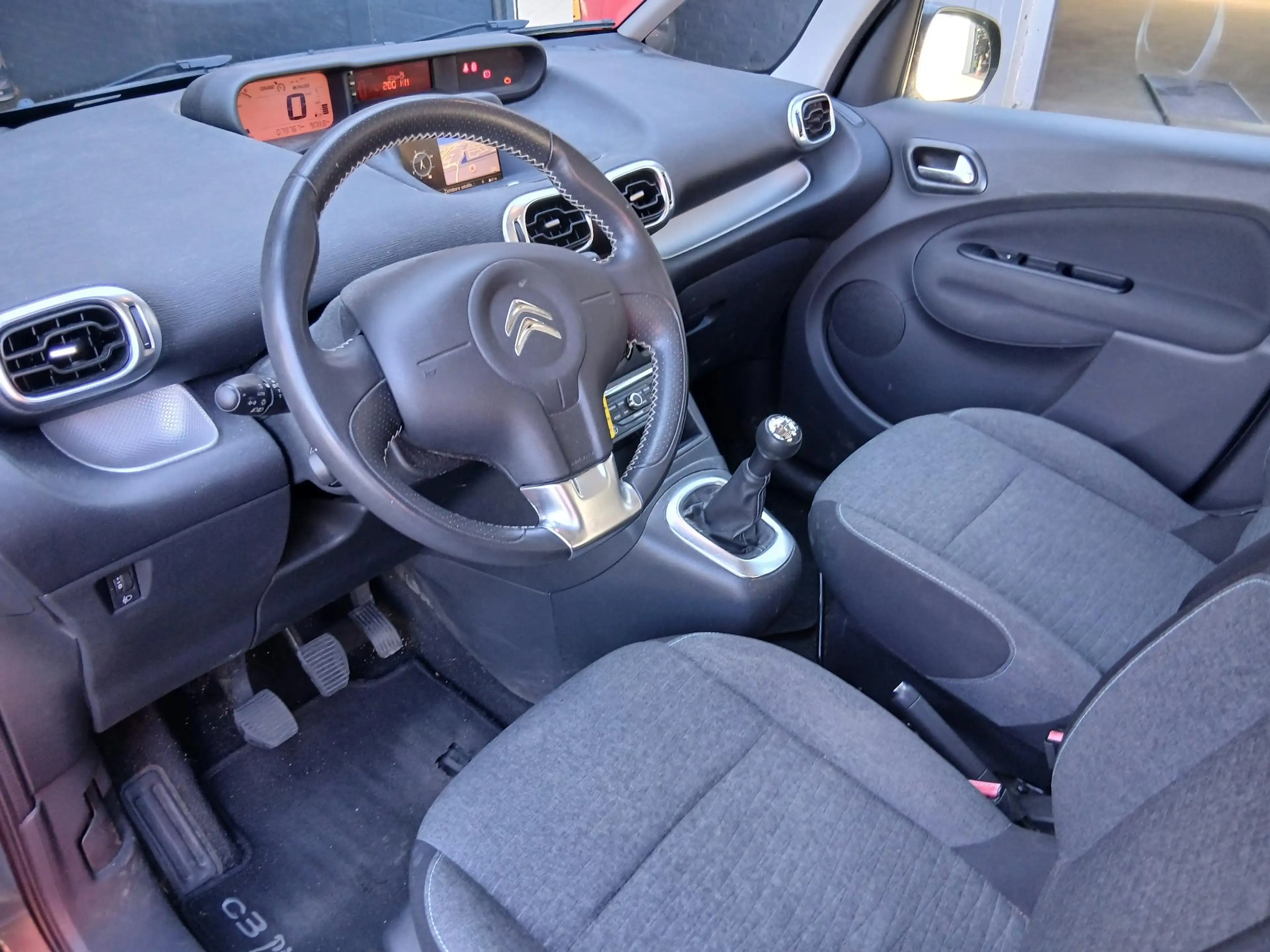 Citroen C3 Picasso 1.2 PureTech Collection — photo 13