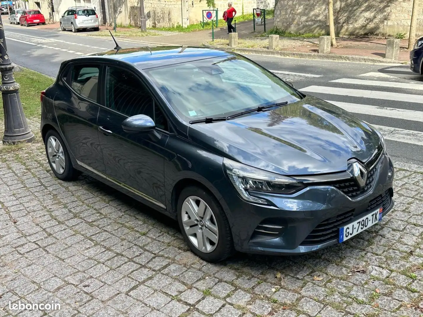 Renault Clio v 1.6 e-tech 140 5cv business garantie apple carplay - 2