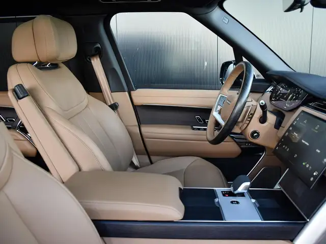 Land Rover Range Rover view 9