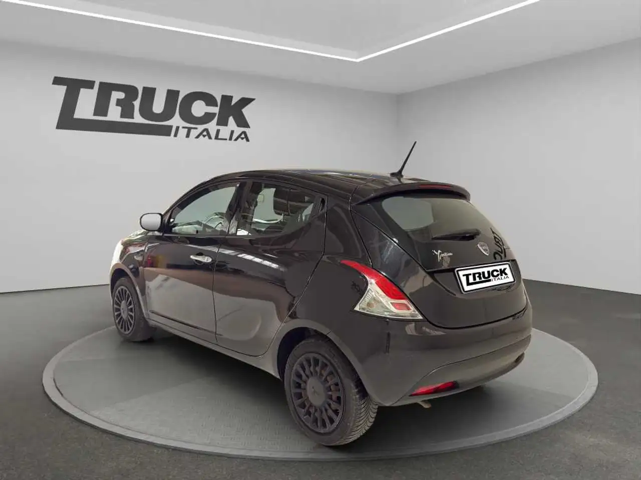 Lancia Ypsilon 2022