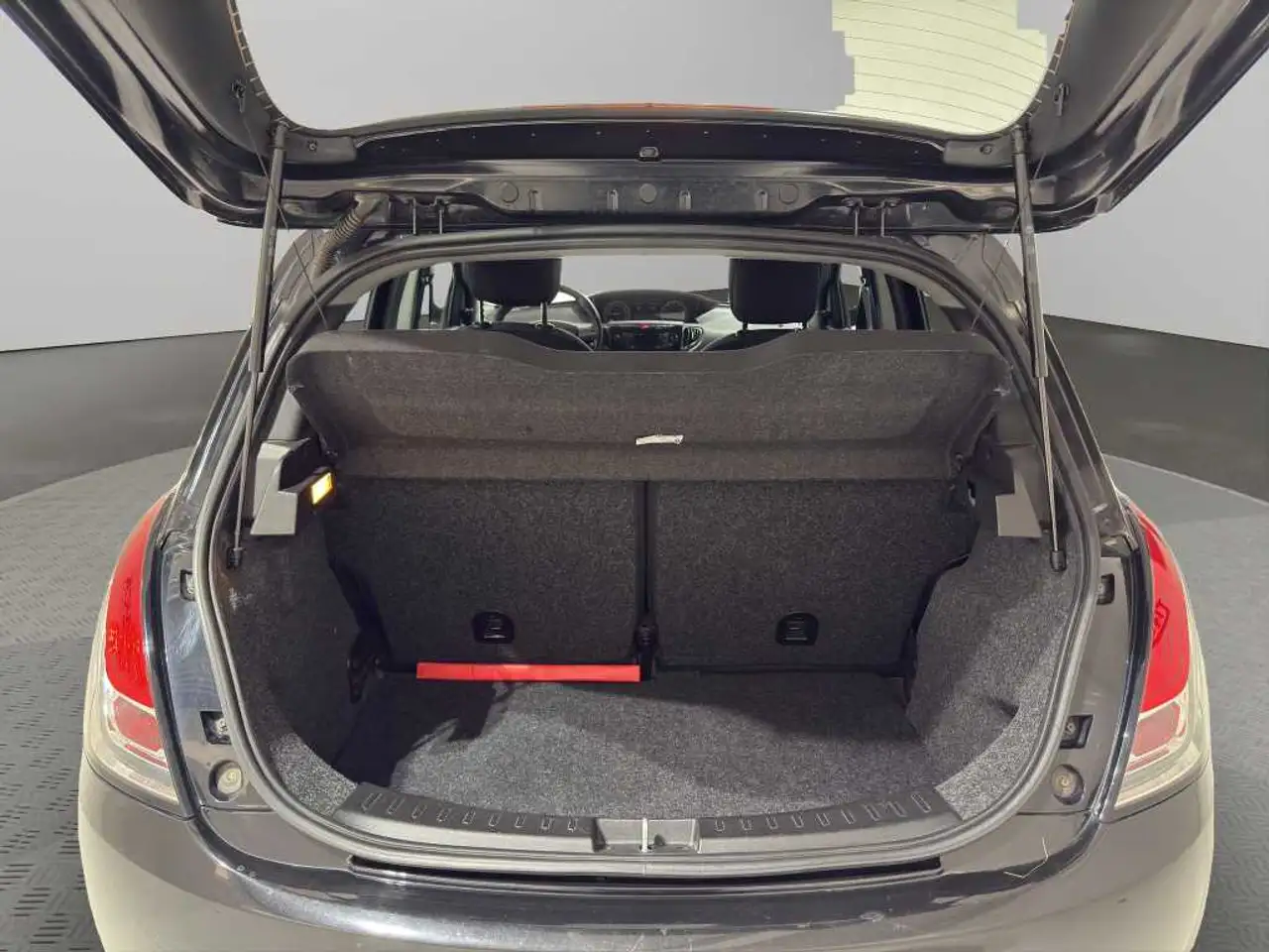 Lancia Ypsilon 2022 — фото 17