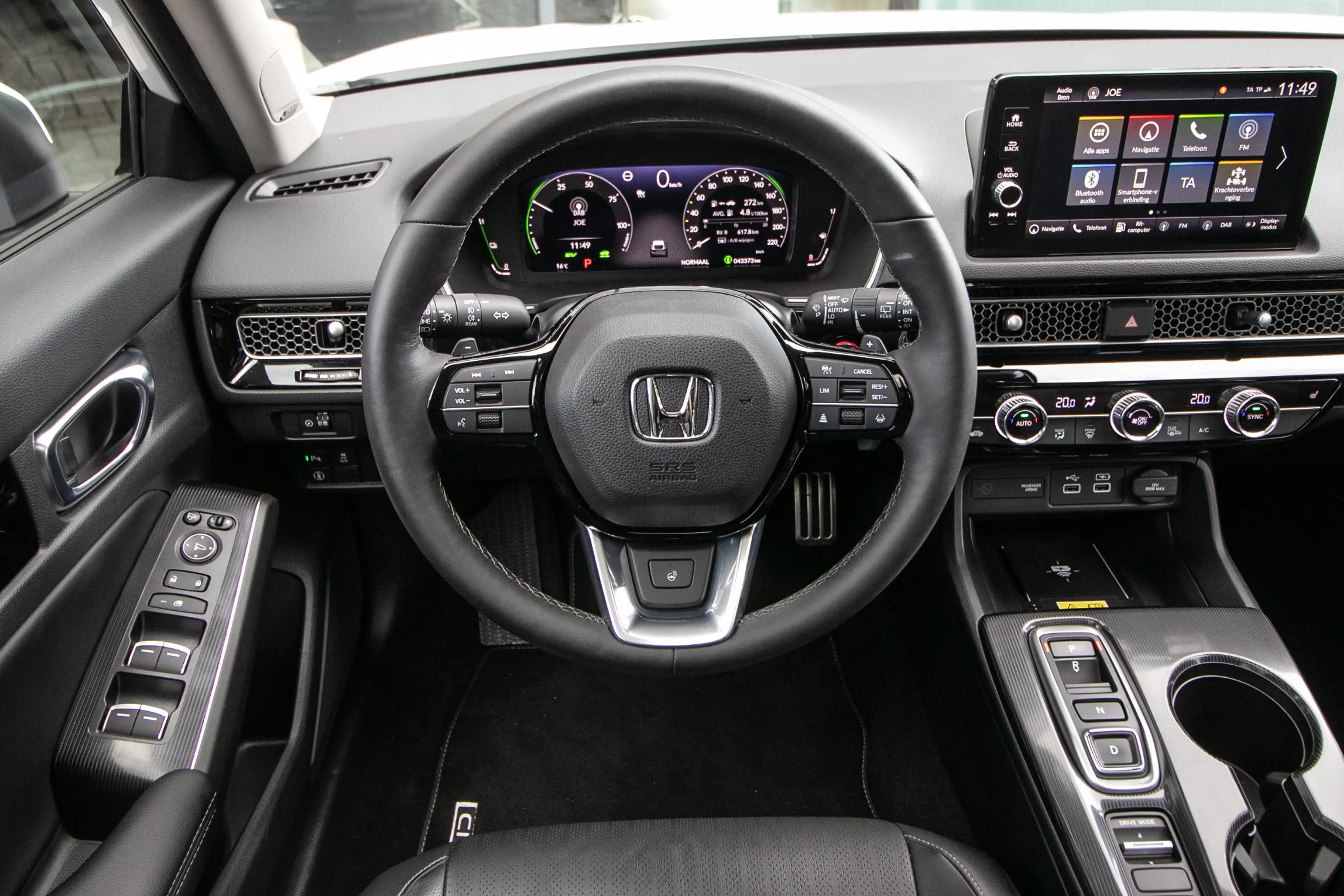 Honda Civic 2.0 e:HEV Advance — photo 14