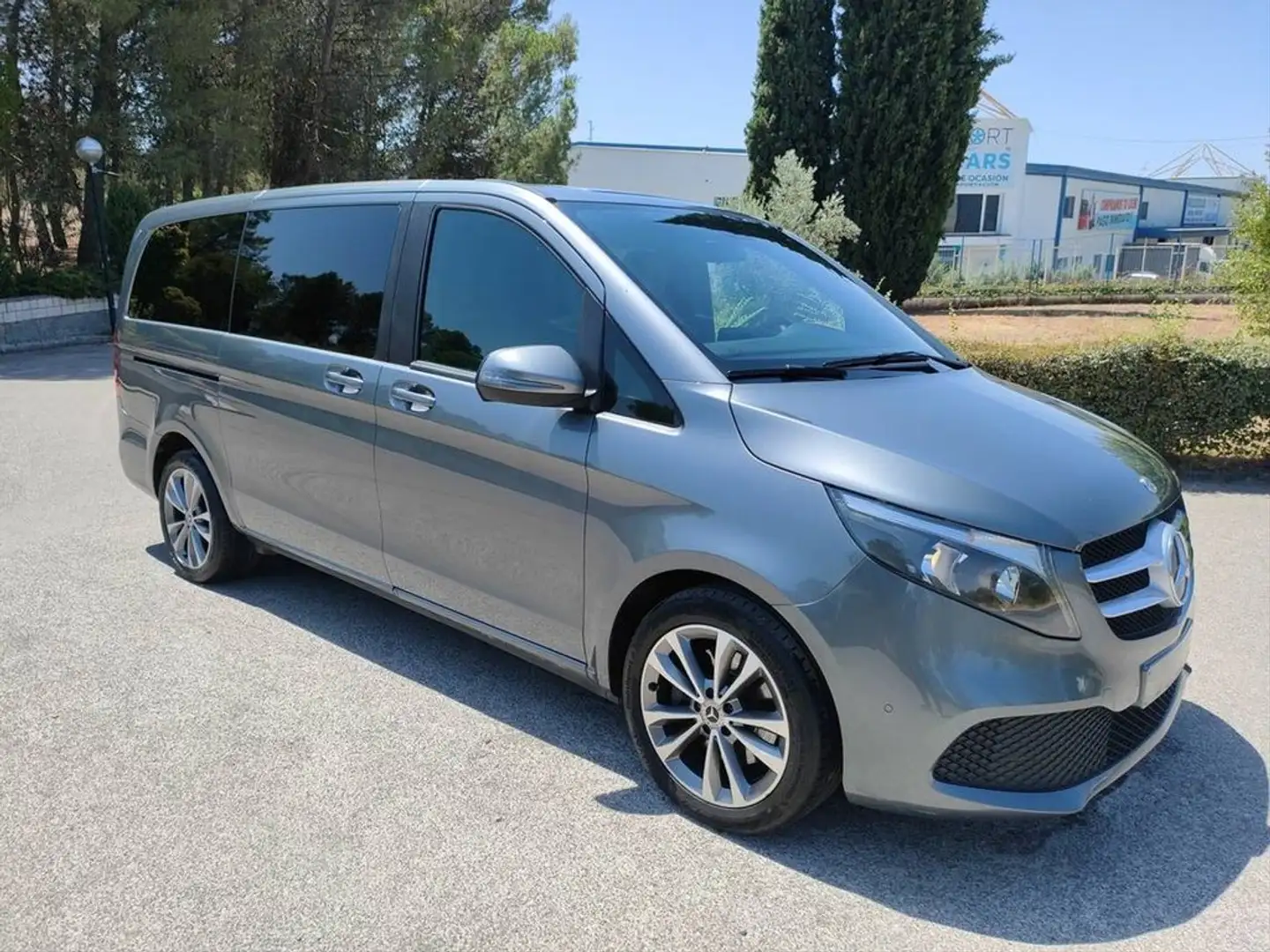Mercedes-Benz V 250 d Avantgarde Largo Gri - 2