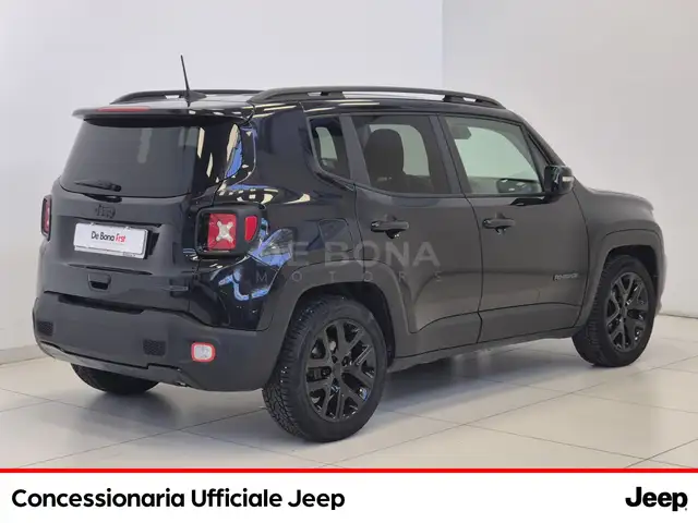 Jeep Renegade view 4