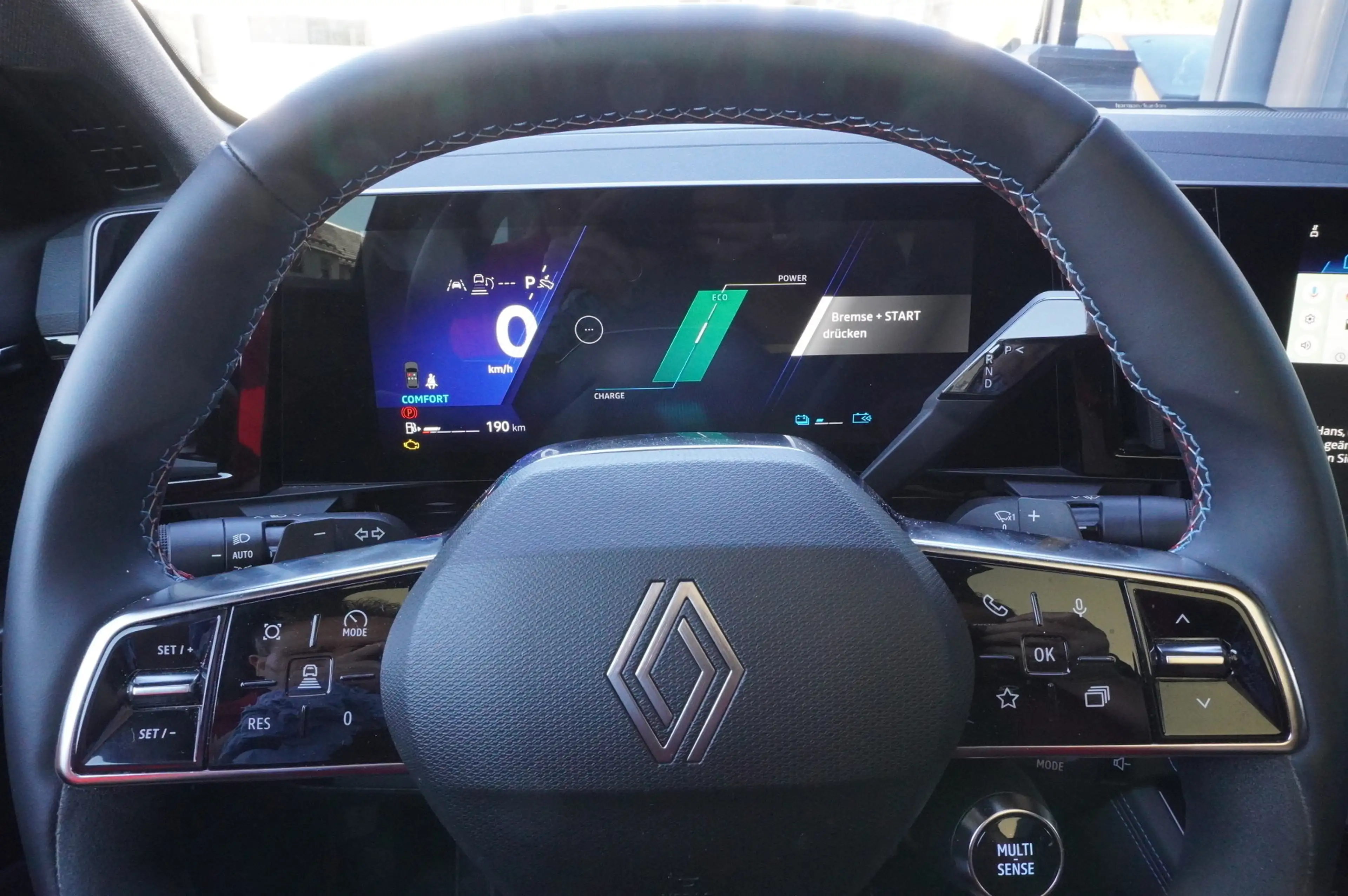 Renault Rafale 200 E-Tech Full Hybrid Esprit Alpine — photo 14
