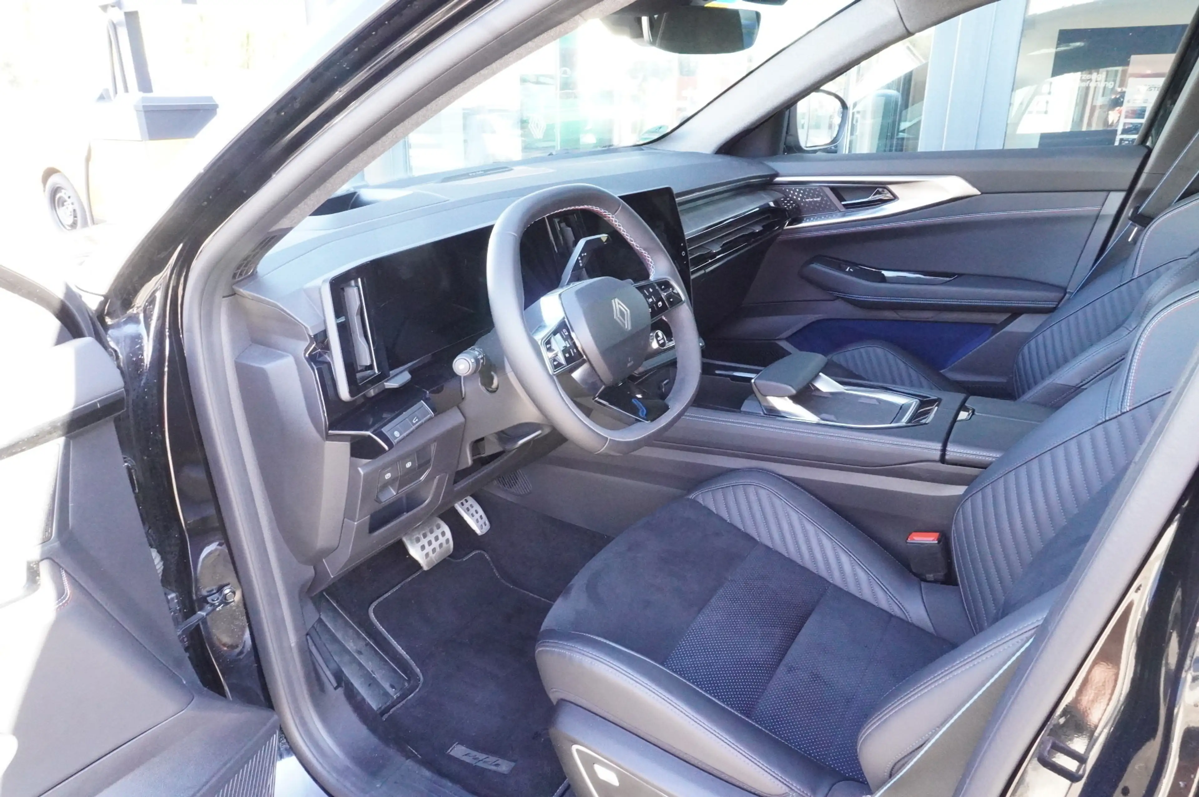 Renault Rafale 200 E-Tech Full Hybrid Esprit Alpine — photo 7