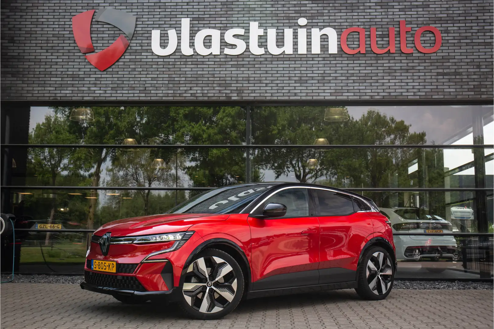 Renault Megane E-Tech EV60 Optimum Charge Iconic Rosso - 1