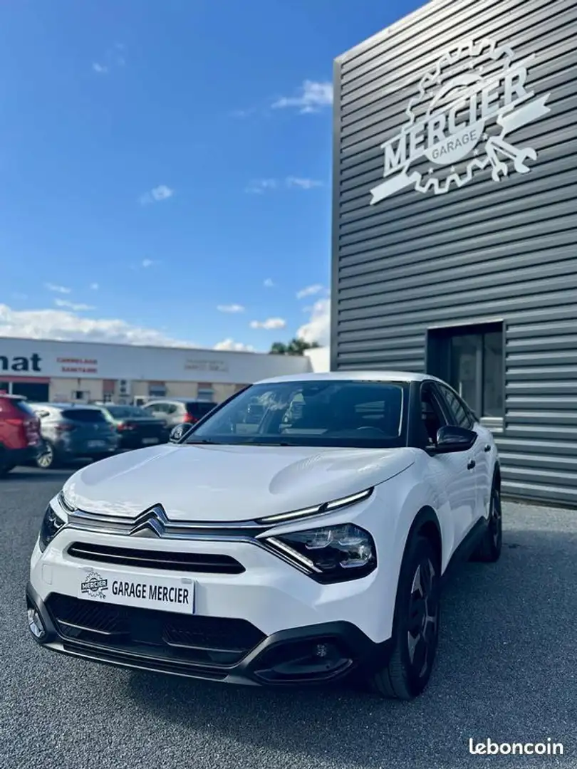 Citroen C4 III 1.5 BlueHDI 110ch FEEL Blanc - 1