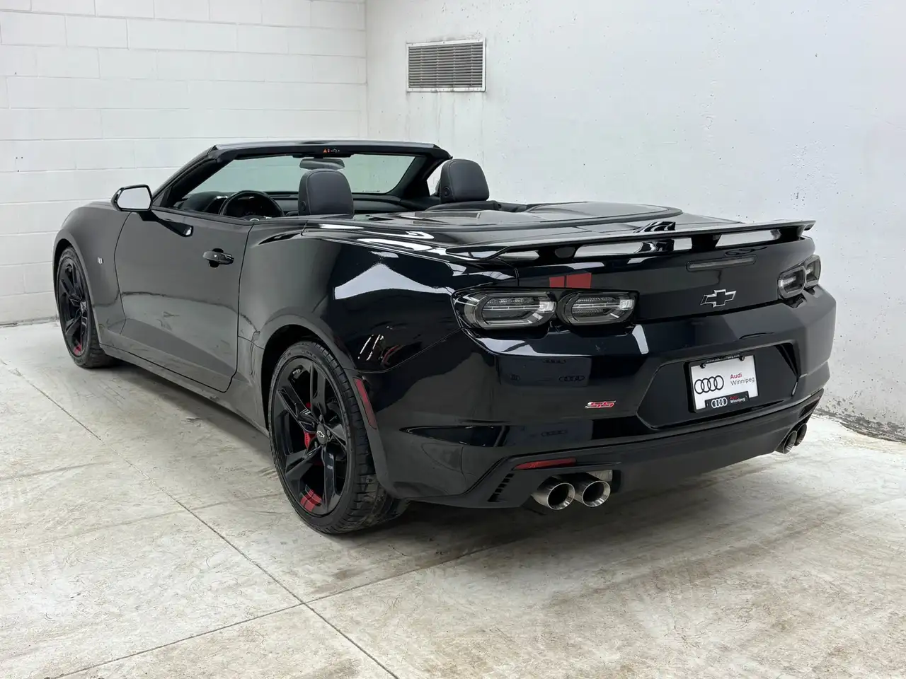 Chevrolet Camaro снимка Chevrolet Camaro