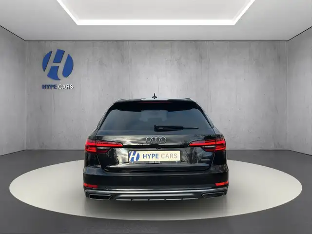 Audi A4 view 8