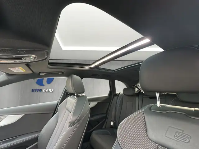 Audi A4 view 9