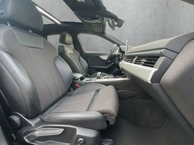 Audi A4 view 15