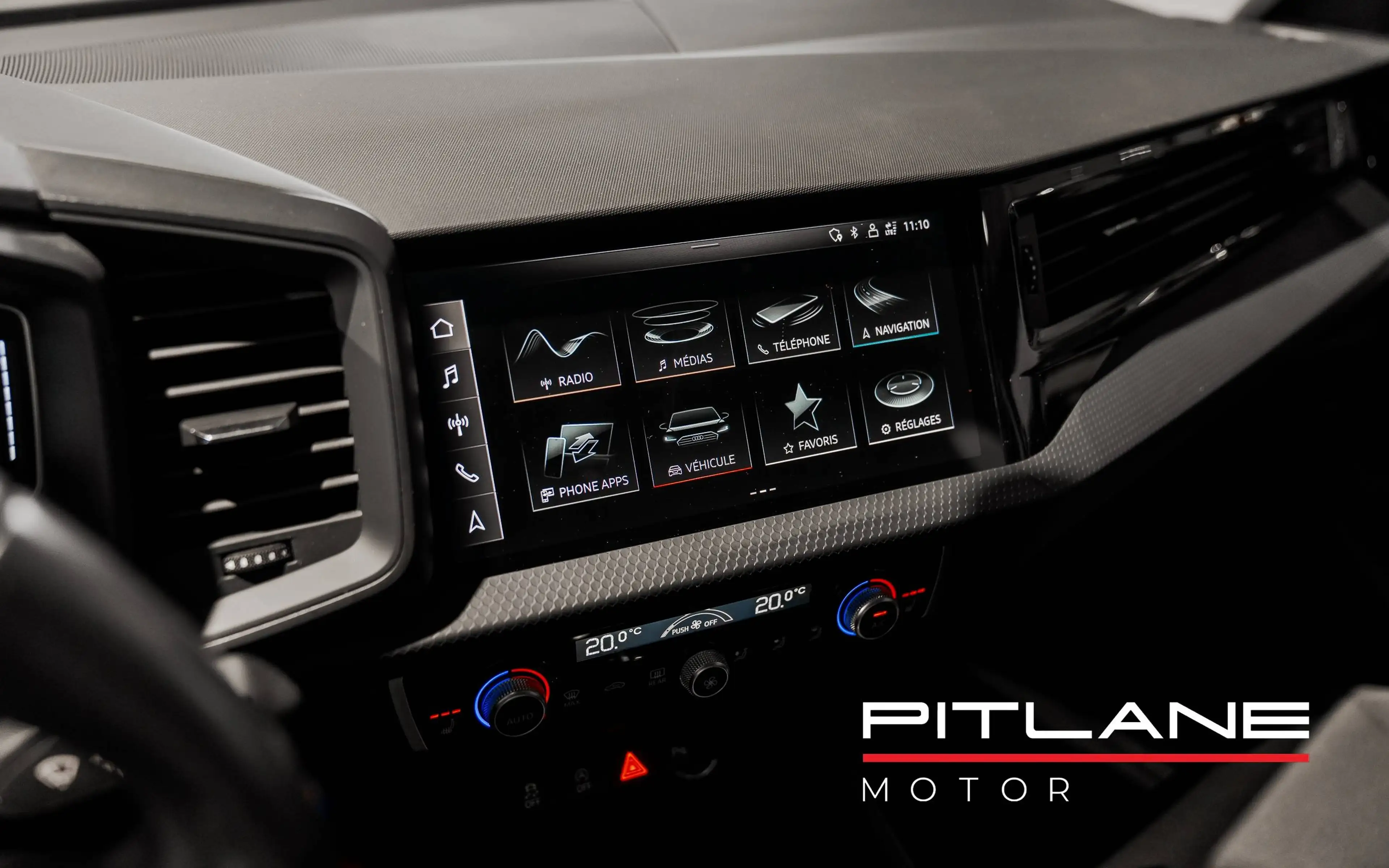 Audi A1 A1 Sportback 25 TFSIS tronic S-LINE / SIEGES CHAUFFANT / CARPLAY / LANE ASSIST / 12 MOIS GARANTIE — photo 14