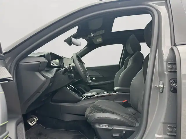 Peugeot 2008 view 8