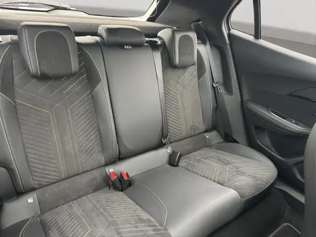 Peugeot 2008 view 15