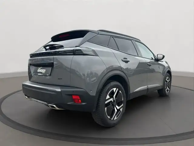 Peugeot 2008 view 5