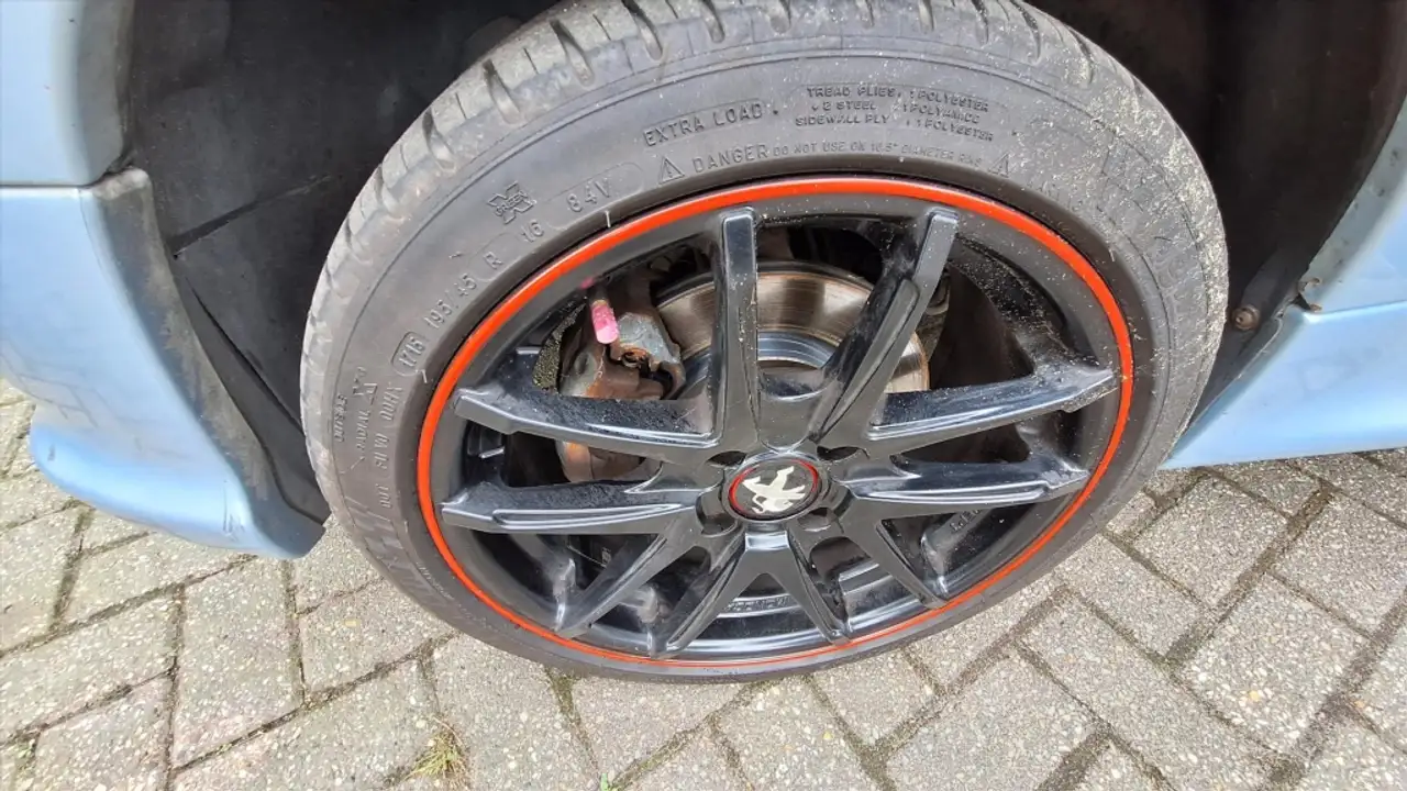 Peugeot 206 GTI 2.0-16V Airco nwe distributie, achteras gerevi, foto 12