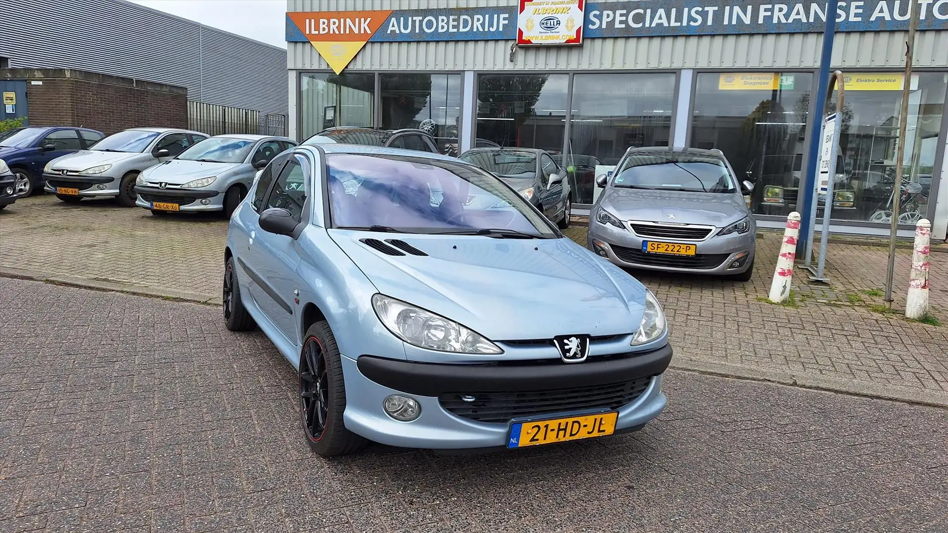 Peugeot 206 GTI 2.0-16V Airco nwe distributie, achteras gerevi Grau - 2