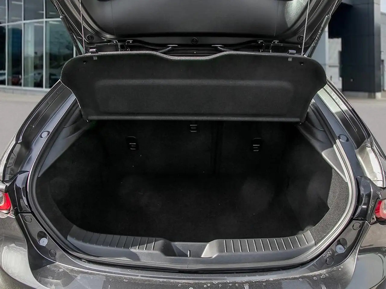 Mazda 3 снимка Mazda 3