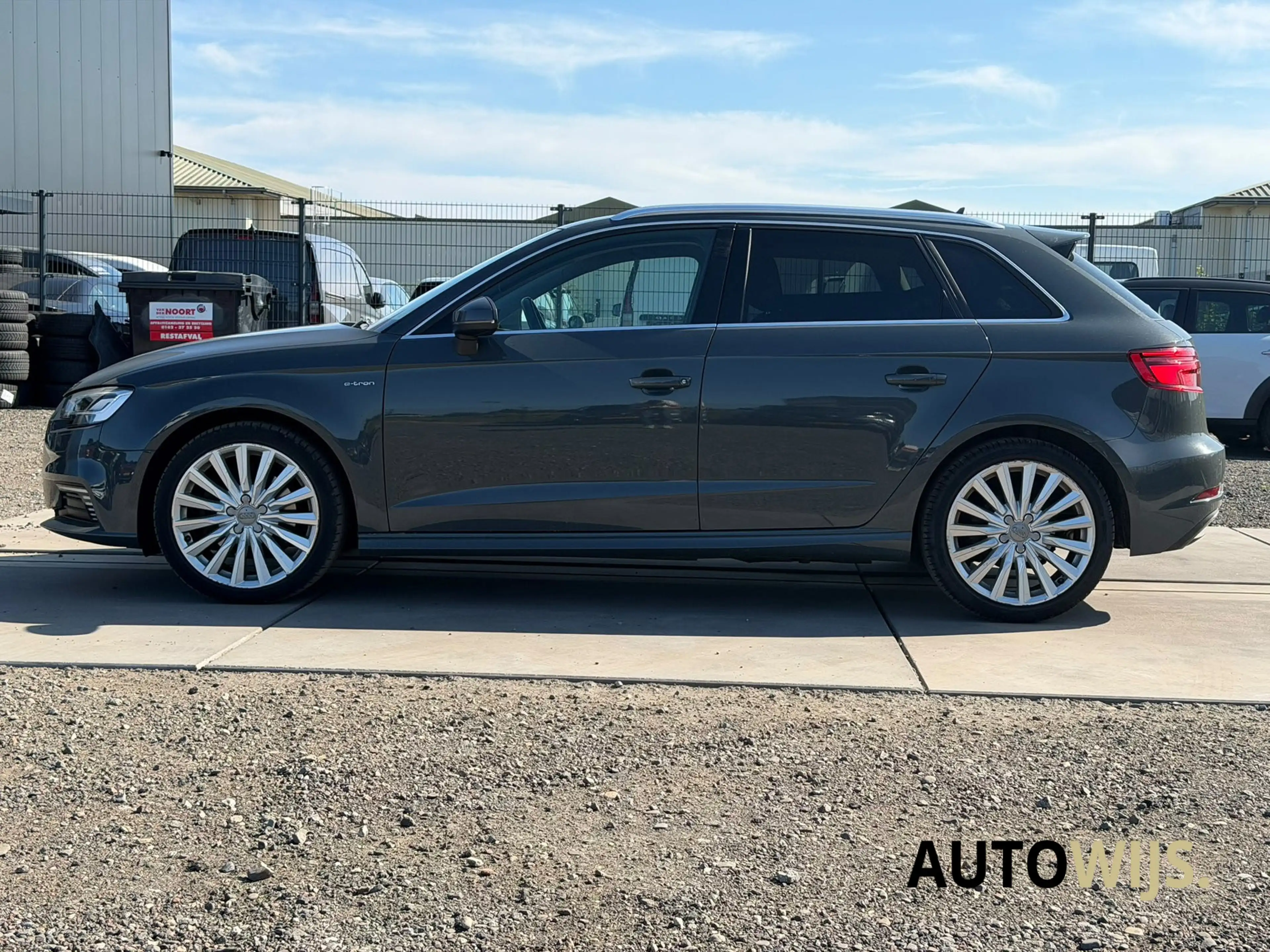 Audi A3 Sportback 1.4 e-tron Sport Pro Line plus|LEDER|AUT — photo 3