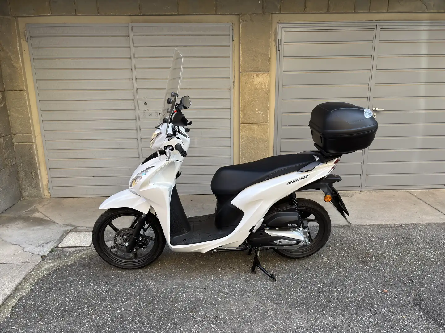 Honda Vision 110 - 1