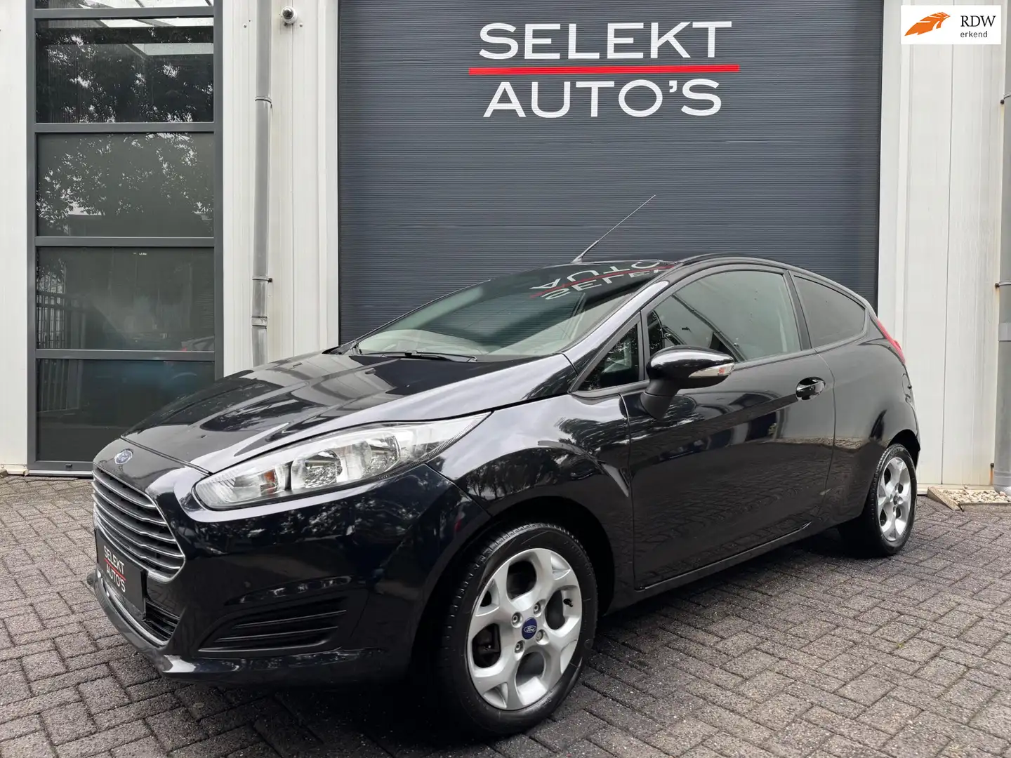 Ford Fiesta 1.25 Titanium 82 Pk Airco/Stoelverwarming/AUX/3-De Noir - 1