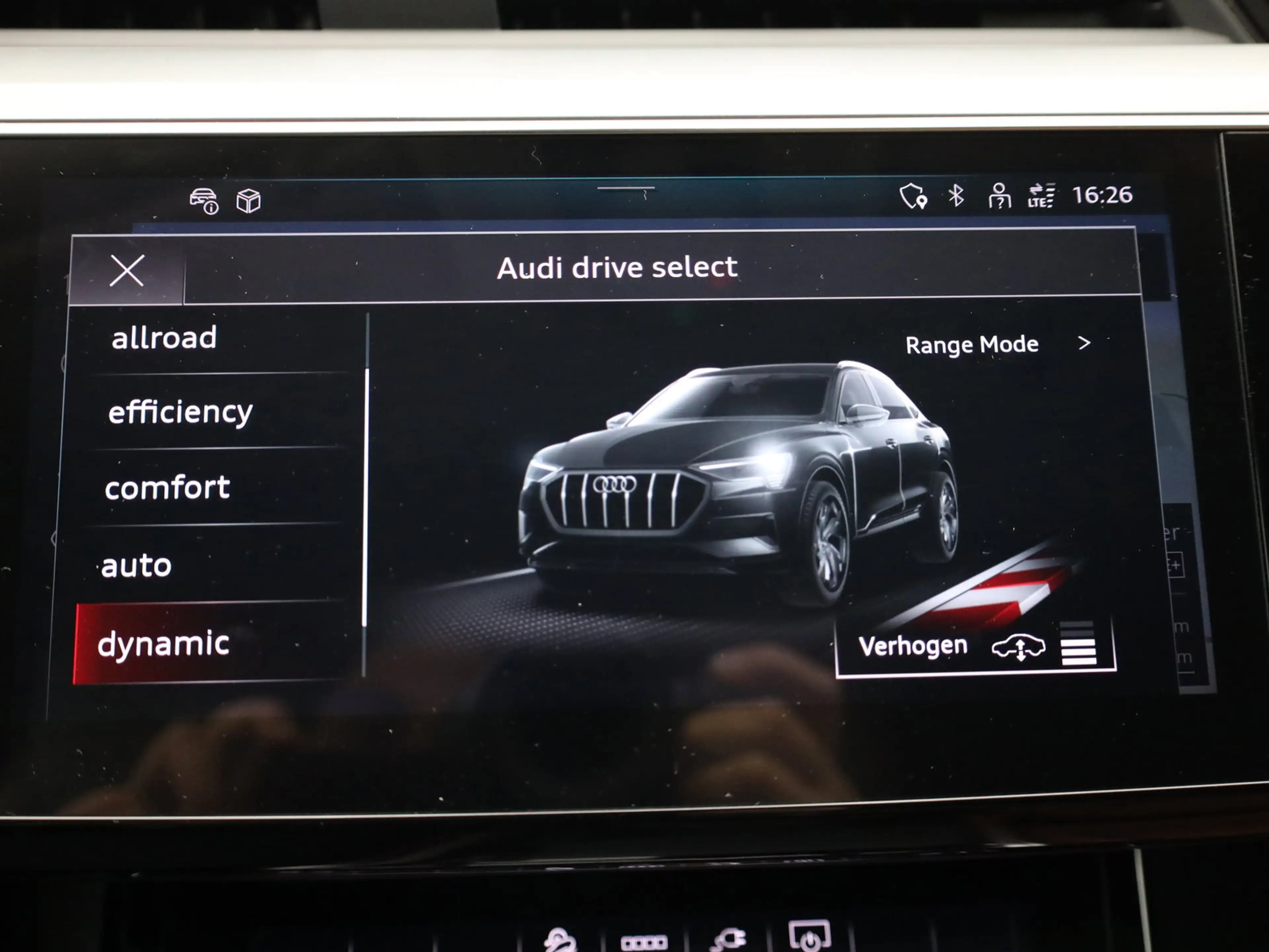 Audi Q8 50 QUATTRO 340 PK — photo 12