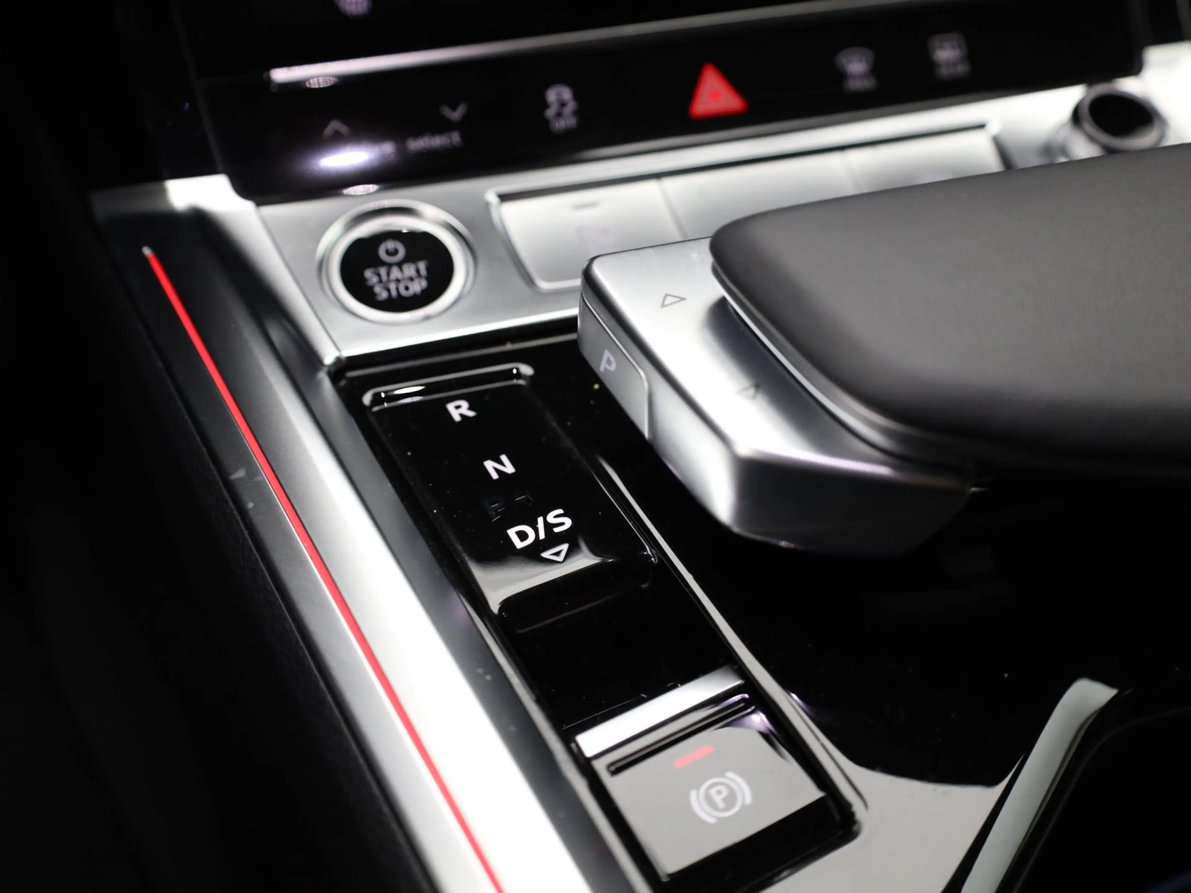 Audi Q8 50 QUATTRO 340 PK — photo 7