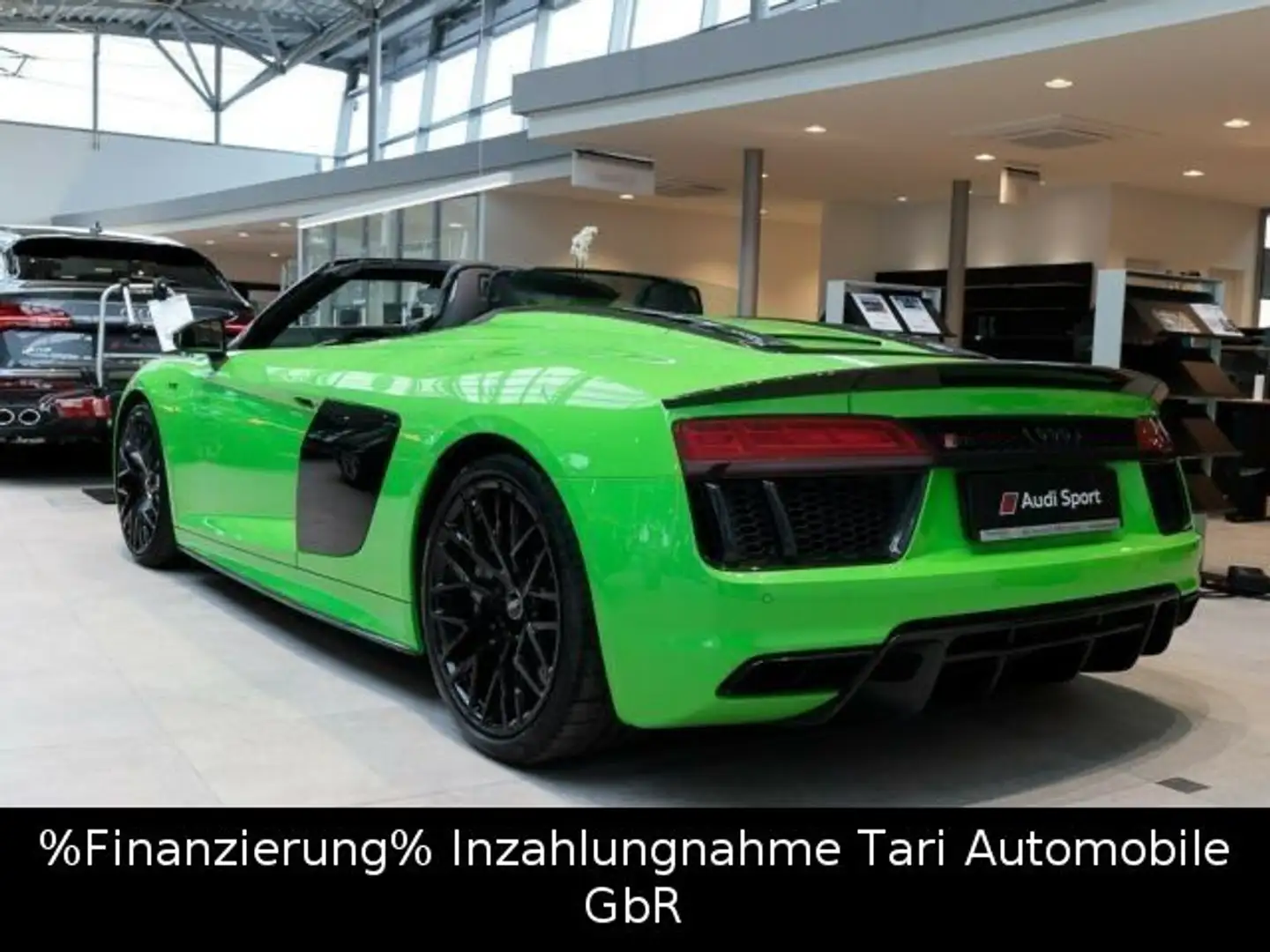 Audi R8 Spyder 5.2 FSI V10 plus* Lime Green*NP:240t€* Vert - 1