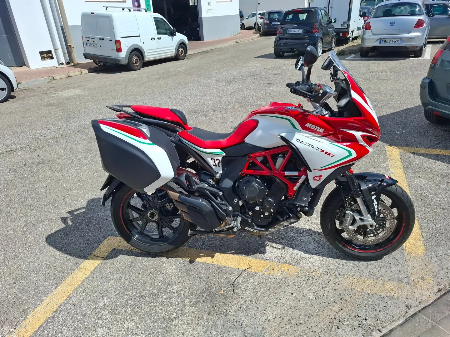 MV Agusta Turismo Veloce RC Rojo - 1
