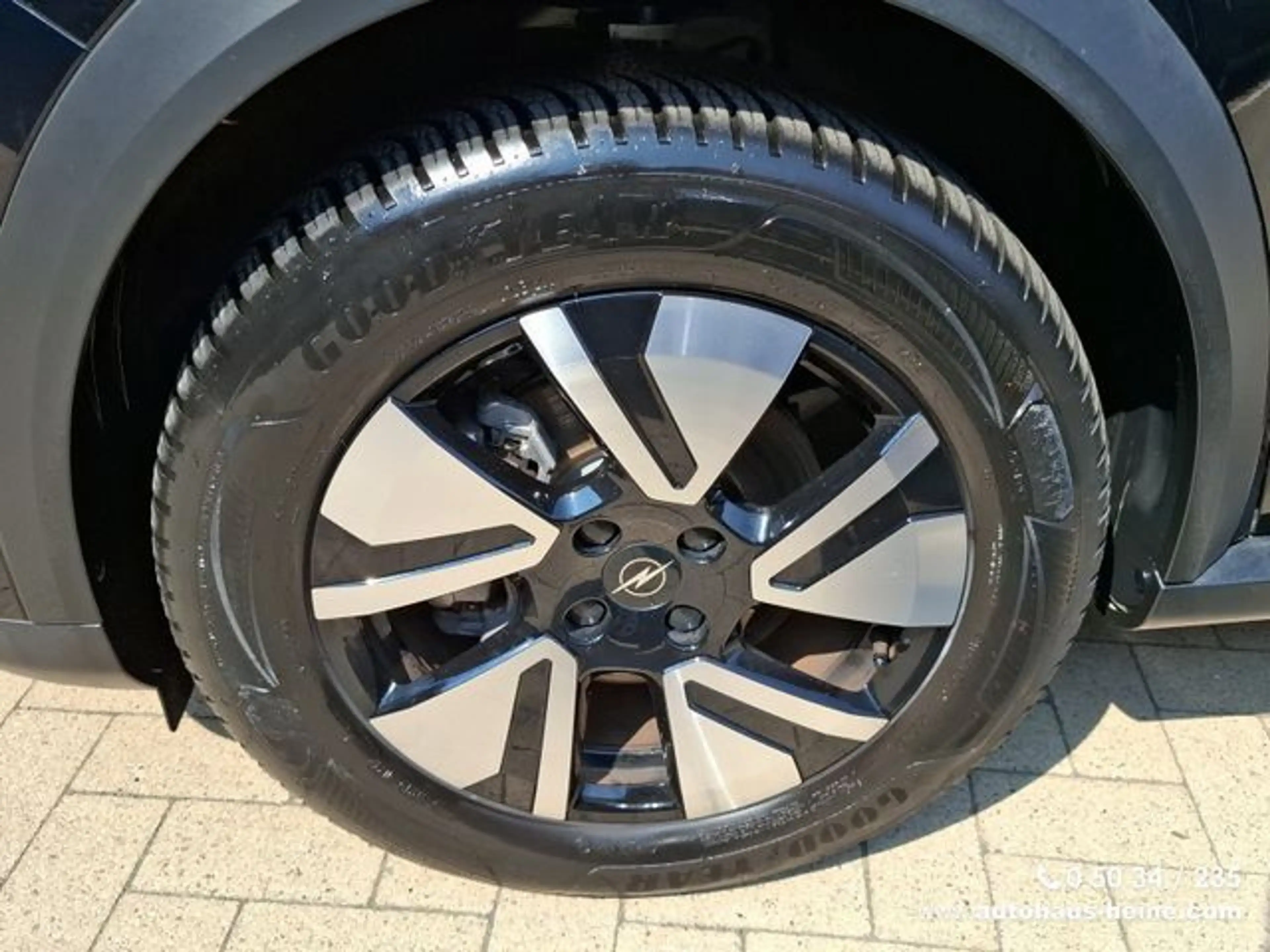 Opel Frontera Frontera Ultimate 1.2|Sitz/Lenkrad/ScheibenHZ — photo 12